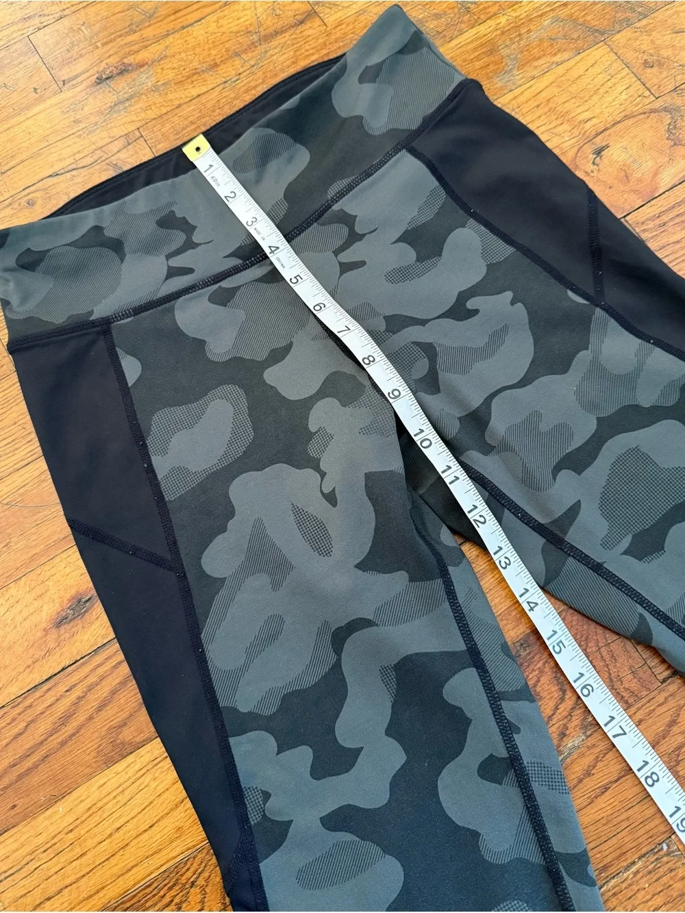 Calvin Klein High-Rise Camo Wick Performance Leggings Black Olive Size S